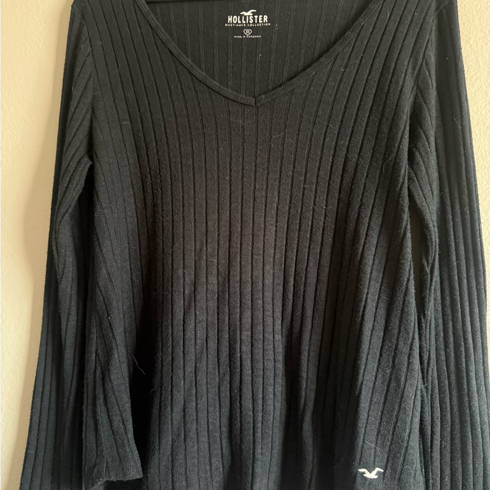 Hollister Black V-Neck Ribbed Top